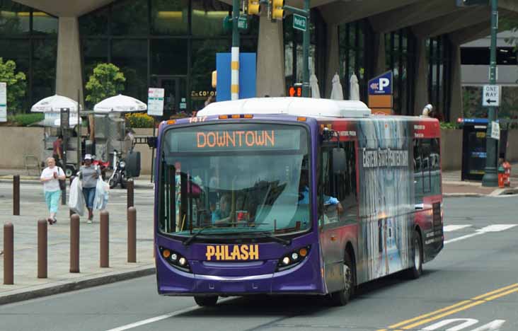 SEPTA New Flyer Midi MD30 1417 Phlash